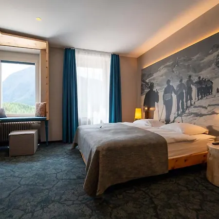 호텔 Sporthotel Pontresina 3*