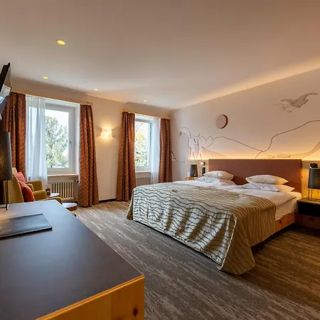 호텔 Sporthotel Pontresina 3*