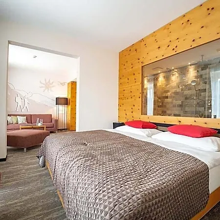 Sporthotel Pontresina Hotel 3*
