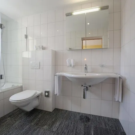 Sporthotel Pontresina Hotel 3*