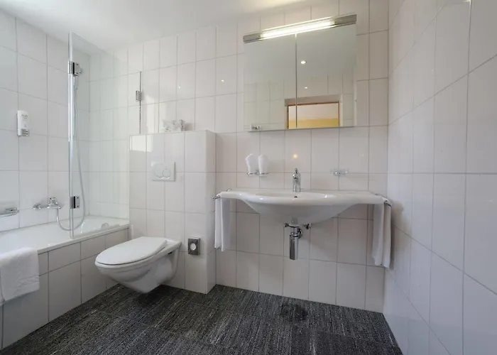 Sporthotel Pontresina Hotel 3*