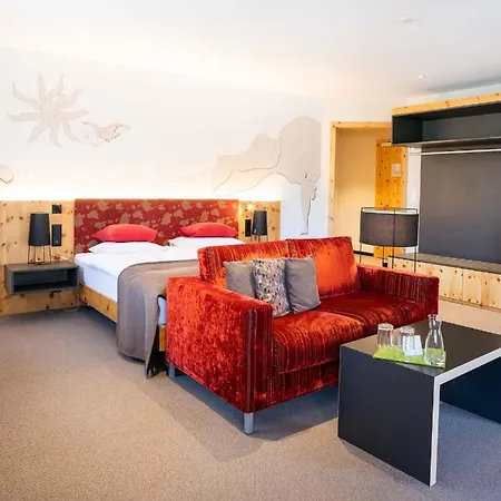 Sporthotel Pontresina Hotell 3*